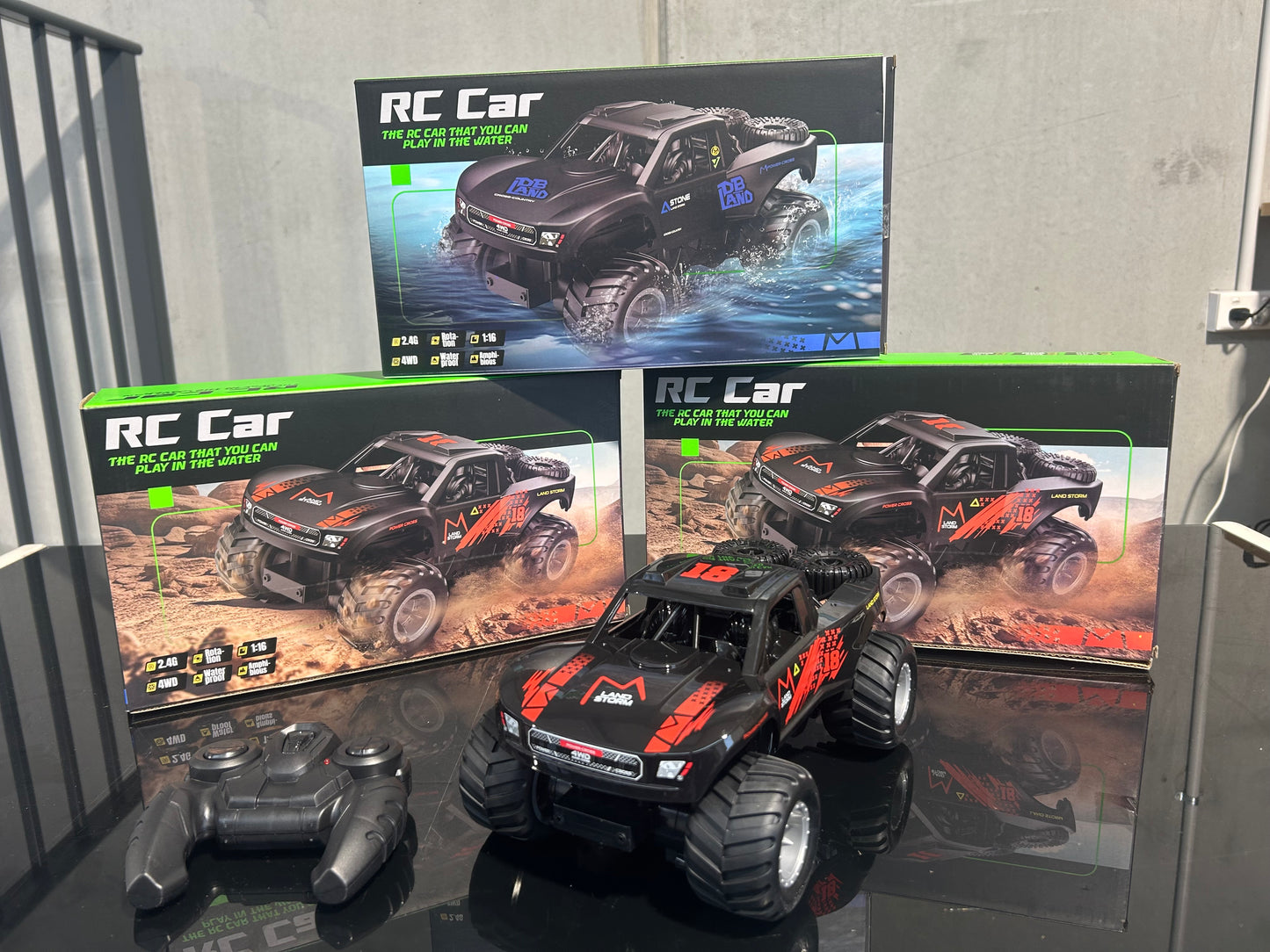 RC Amphibious Stunt Vehicle – Medium Size, All-Terrain & All-Water Fun!